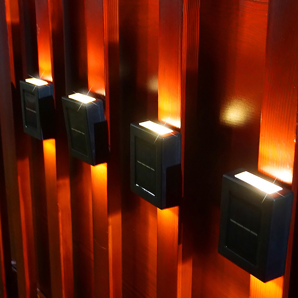    Kare Led İki Yönlü Solar Aplik 