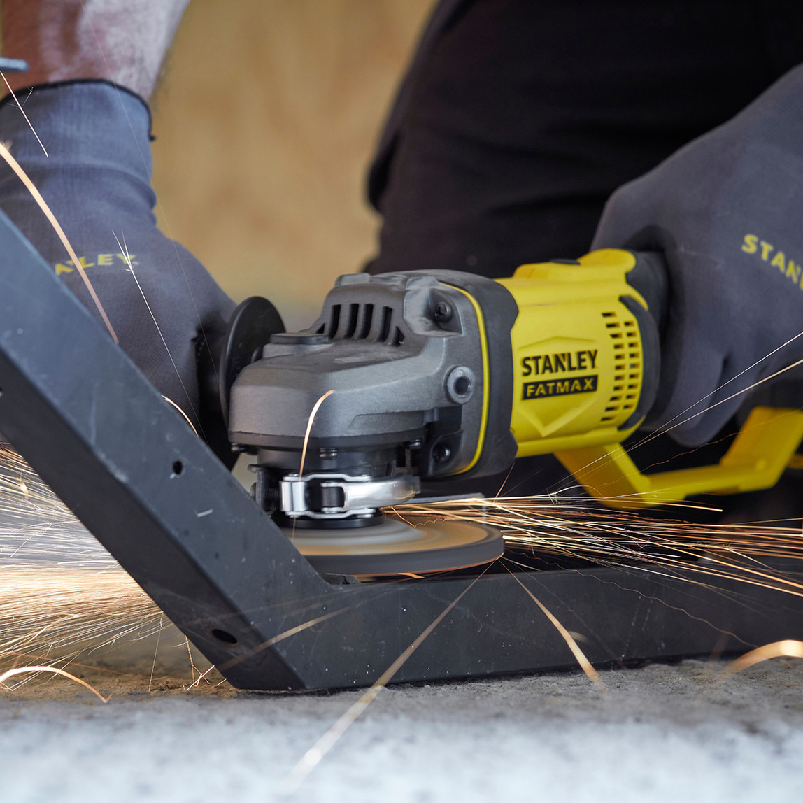    Stanley Sfmcg400B-Xj 18V Solo Avuç Taşlama Makinesi (Akü ve Şarj Cihazı Dahil Değildir.) 