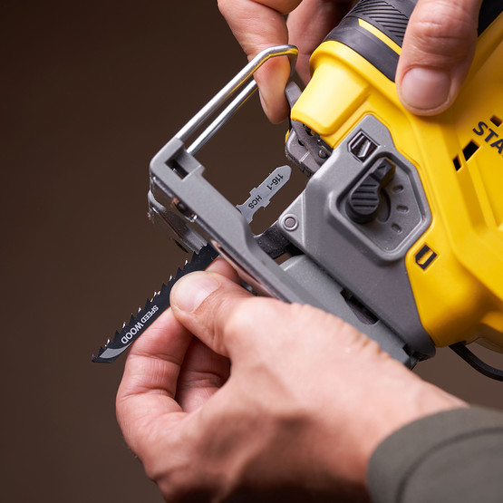 Stanley Sfmcs650B-Xj 18V Solo Kömürsüz Dekupaj Testere (Akü ve Şarj Cihazı Dahil Değildir.)