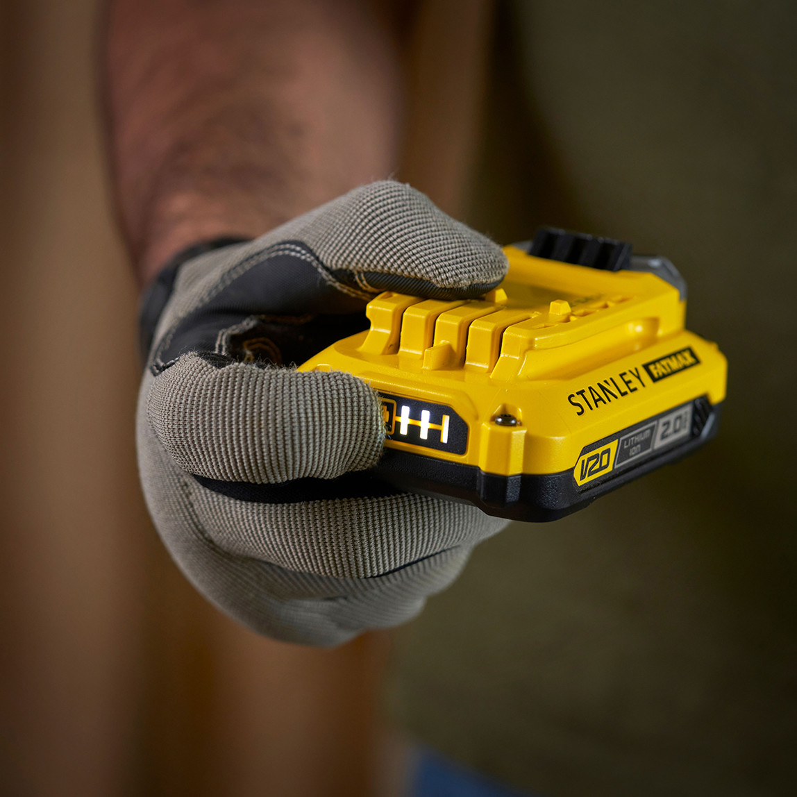    Stanley Sfmcb202-Xj V20 Serisi 18V 2Ah Akü
 