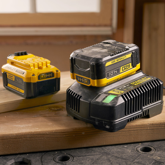 Stanley Sfmcb204-Xj V20 Serisi 18V 4Ah Akü