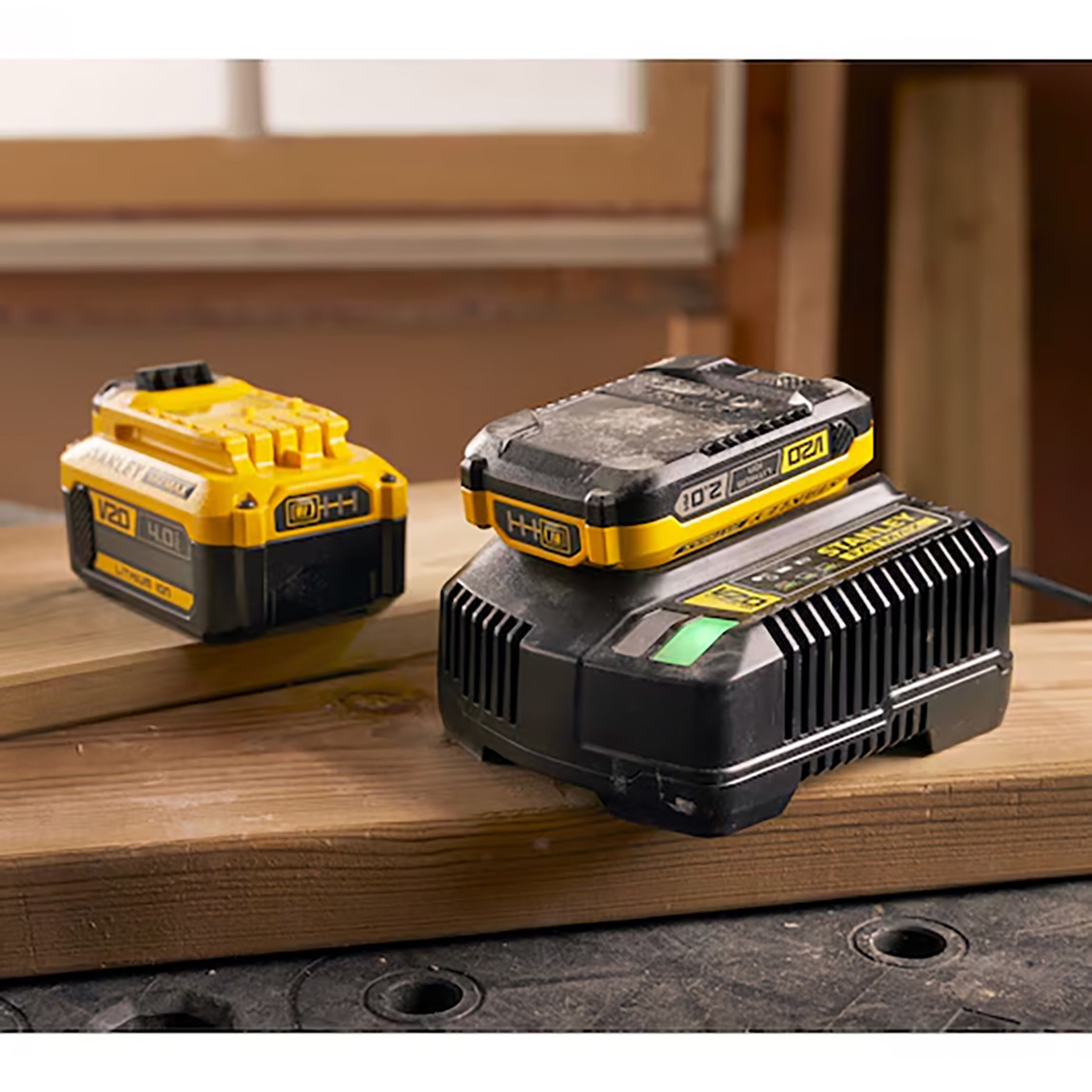    Stanley Sfmcb14-Qw V20 Serisi Hızlı Şarj Cihaz 