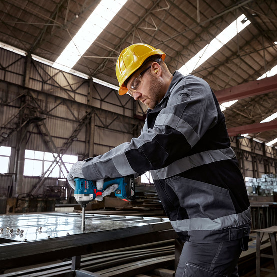 Bosch PRO GDR 18V-215 Akülü Solo Darbeli Somun Sıkma Makinesi (Akü ve Şarj cihazı Dahil Değildir.)