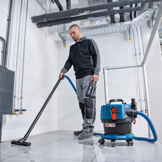 Bosch GAS 18V-12 MC Akülü Toz Emme Makinesi