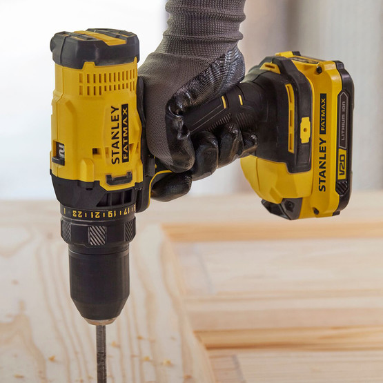 Stanley SCD700D2KA 18V 2Ah V20 Çift Akülü Darbesiz Matkap