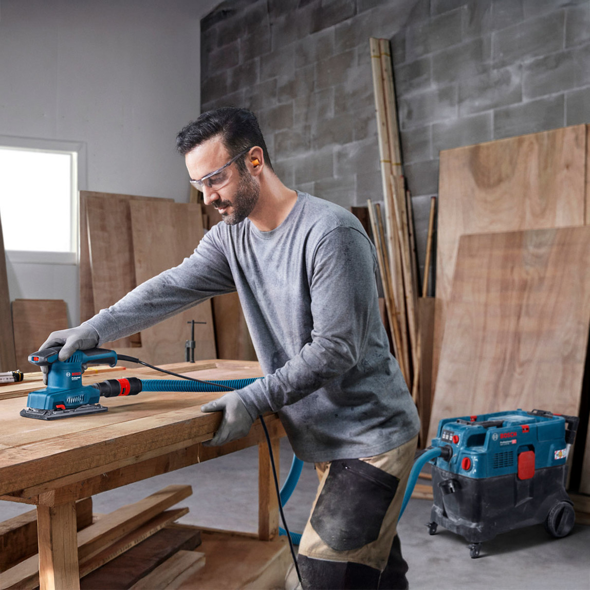    Bosch GSS 20-18 A Titreşimli Zımpara Makinesi 