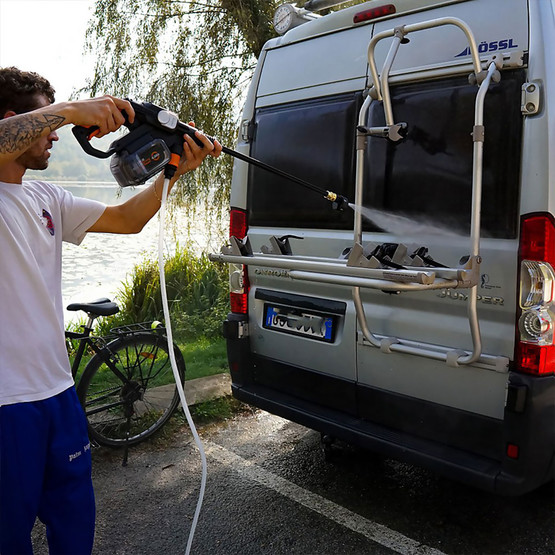 WORX WG633E 20Volt 4.0Ah. Li-ion 56Bar Kömürsüz Basınçlı Yıkama Tabancası (2 Parça Yıkama Seti)