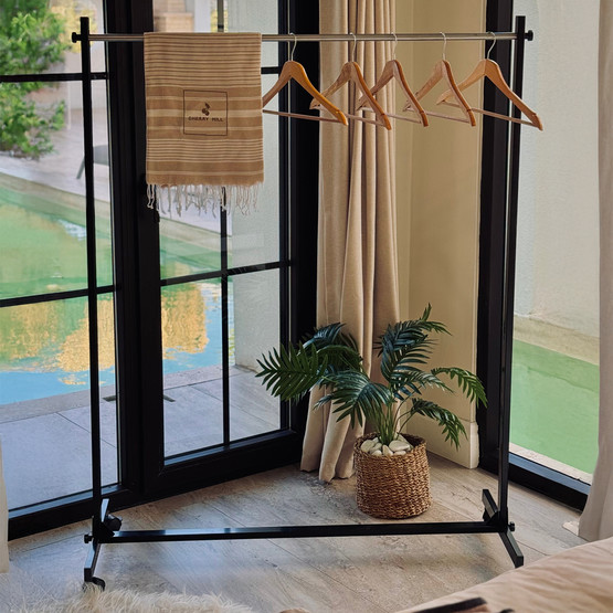 Tekerlekli Ayaklı Askılık 120 cm