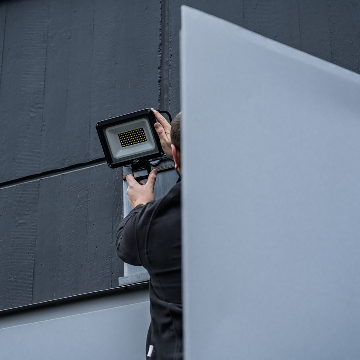    LED Dış Mekan Hareket Sensörlü Projektör - 5800 lm, IP65, 6500K 