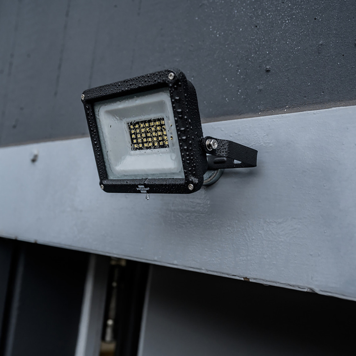    Brennenstuhl Led Dış Mekan Projektör JARO 3060 IP65 6500K 