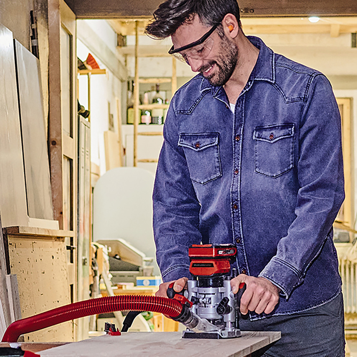    Einhell Profesyonel TP-RO 18 Set Li BL-Solo Kömürsüz Akülü Dik ve Kenar Freze Set (Akü ve Şarj Cihazı Dahil Değildir.) 