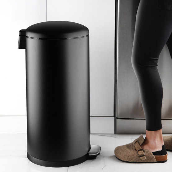 Bombe Kapaklı Çöp Kovası 40L Mat Siyah