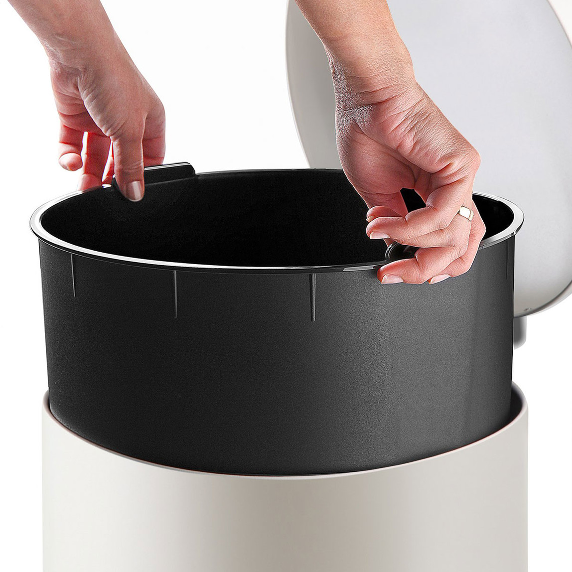    Bombe Kapaklı Çöp Kovası 40L Mat Bej 