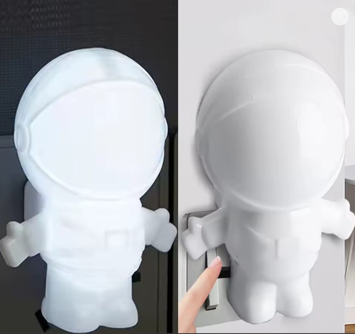    Astronot Gece Lambası GC-03 