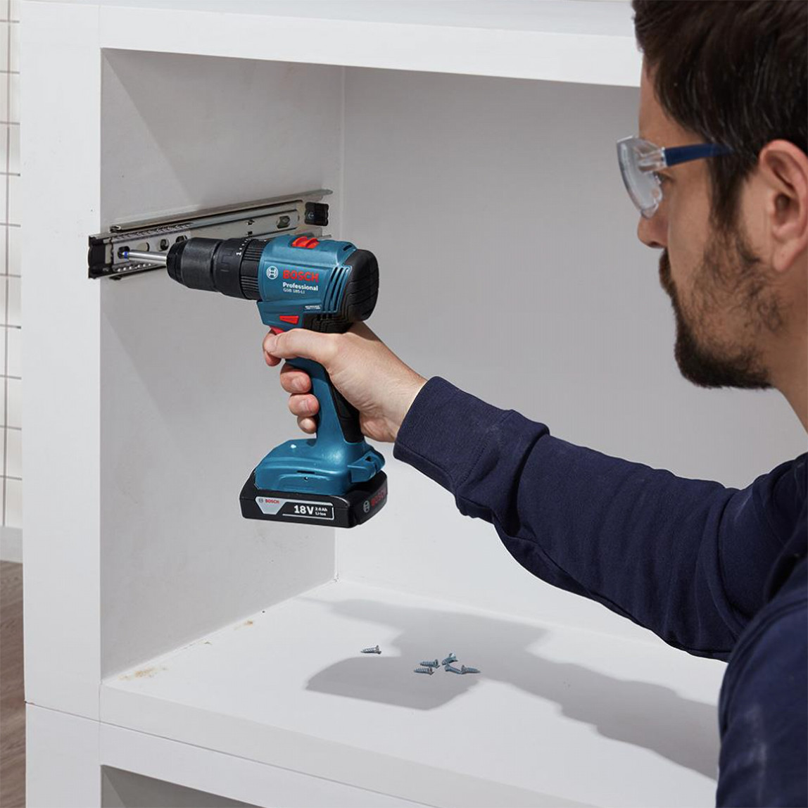    Bosch GDX 18V-285 GSB 185-LI 18V 2 Ah. Çift Akülü Vidalama ve Somun Sıkma Seti 