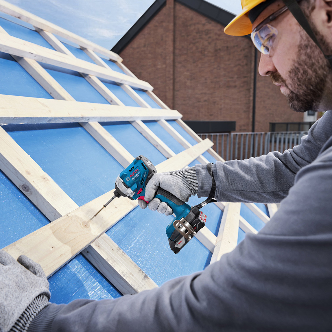    Bosch Profesyonel GSB 18V-45 ve GDR 18V-215 2xGBA 4,0Ah Akü 2'li Makine Seti 