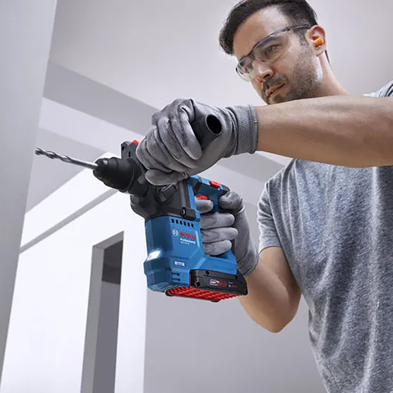Bosch Profesyonel GBH 18V-18 Akülü Solo SDS Plus Kırıcı Delici (Akü ve Şarj Cihazı Dahil Değildir)