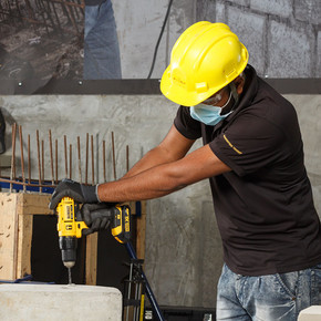 Dewalt Dcd776D2-Tr 18V 2 Ah Li-İon Şarjlı Darbeli Matkap