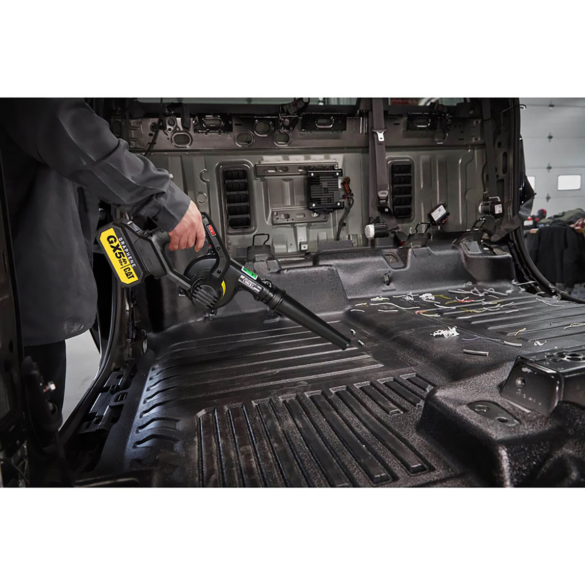    Cat DX91B 18Volt Profesyonel Devir Ayarlı Üfleyici + 5 Parça Aksesuar (Akü Dahil Değildir) 