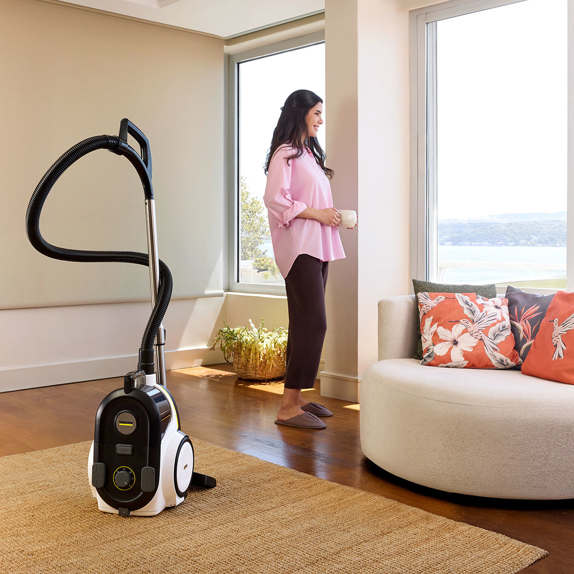    Karcher VCC 4 Cyclonex BW Toz Torbasız Elektrikli Süpürge 