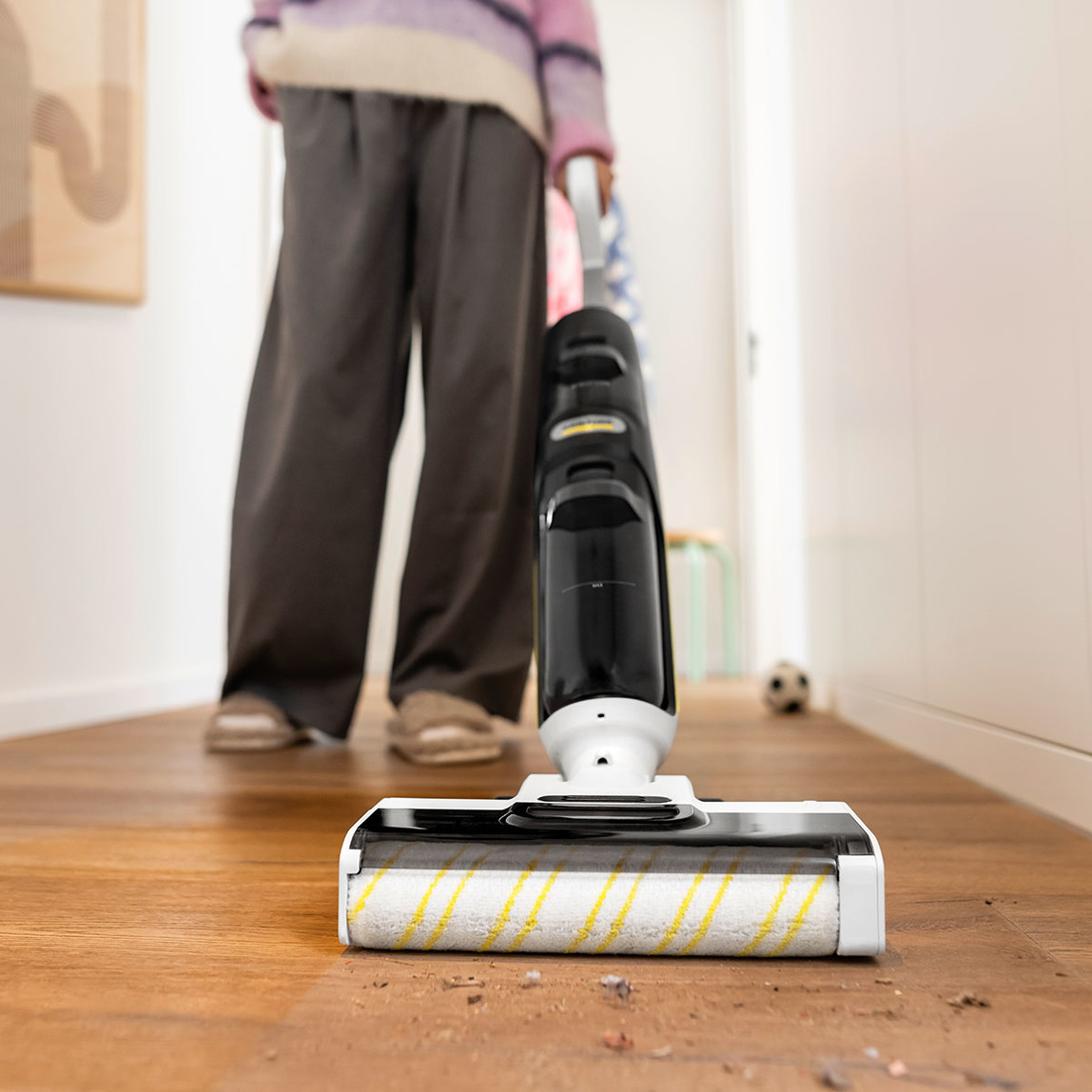    Karcher FCV 4 Islak Kuru Dikey Süpürge 