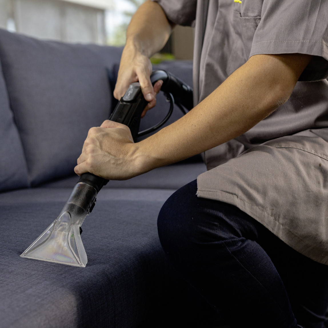    Karcher Puzzi 4/30 Classic Halı Yıkama Makinesi 