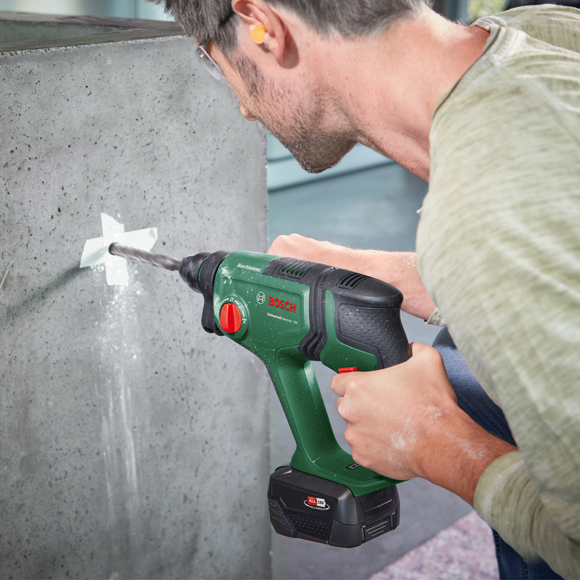    Bosch UniversalHammer 18V UniversalGrind 18V-75 EasyImpact 18V-40 2.5Ah. Çift Akülü Makine Seti 