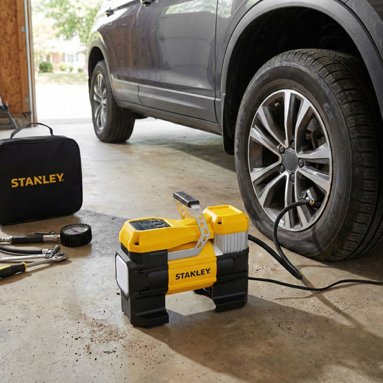 Stanley SXIF0001 12Volt 150 PSI Dijital Basınç Göstergeli Lastik Şişirme Pompası