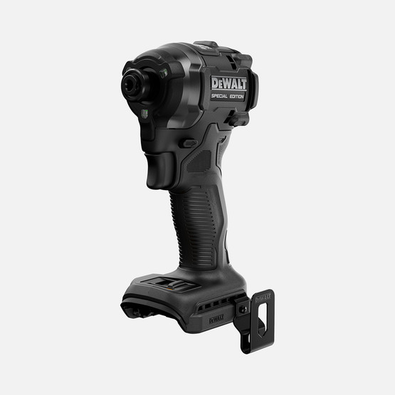 Dewalt DCK2222MP2T-QW Mclaren 2'li Şarjlı Vidalama ve Kömürsüz Akülü Darbeli Makine Seti (2x5Ah Akü)