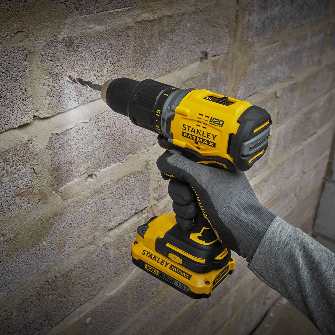    Stanley SBD715D2A  18V 60 Nm 2Ah Çift Akülü Kömürsüz Darbeli Matkap 