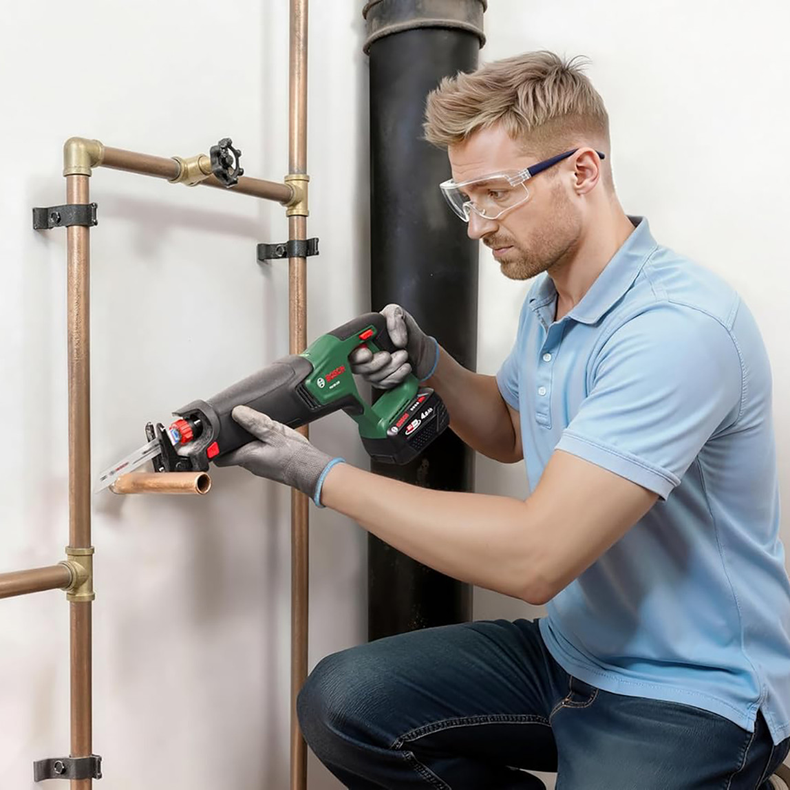    Bosch PSA 18V-200 Akülü Panter Testere Solo(Akü ve Şarj Cihazı Dahil Değildir.) 