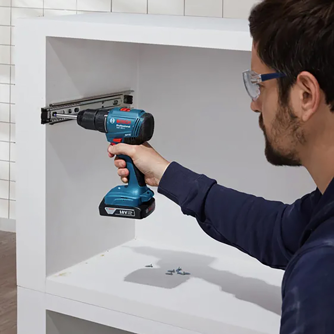    Bosch GSR 185-LI 2.0Ah. Akülü Delme Vidalama (45 Parça Uç Setli) 