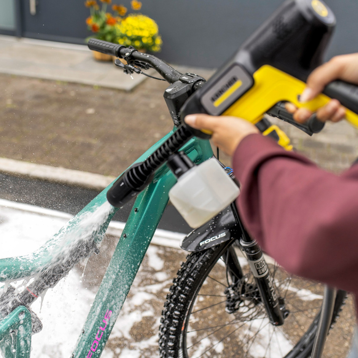    Karcher OC 7-18 24 Bar Akülü Basınçlı Yıkama 