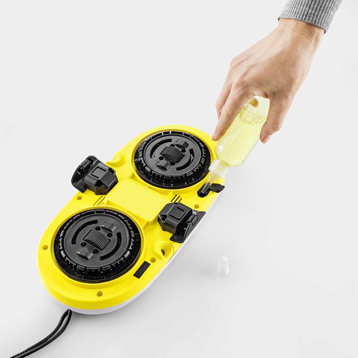    Karcher RCW 2 Cam Temizleme Robotu 