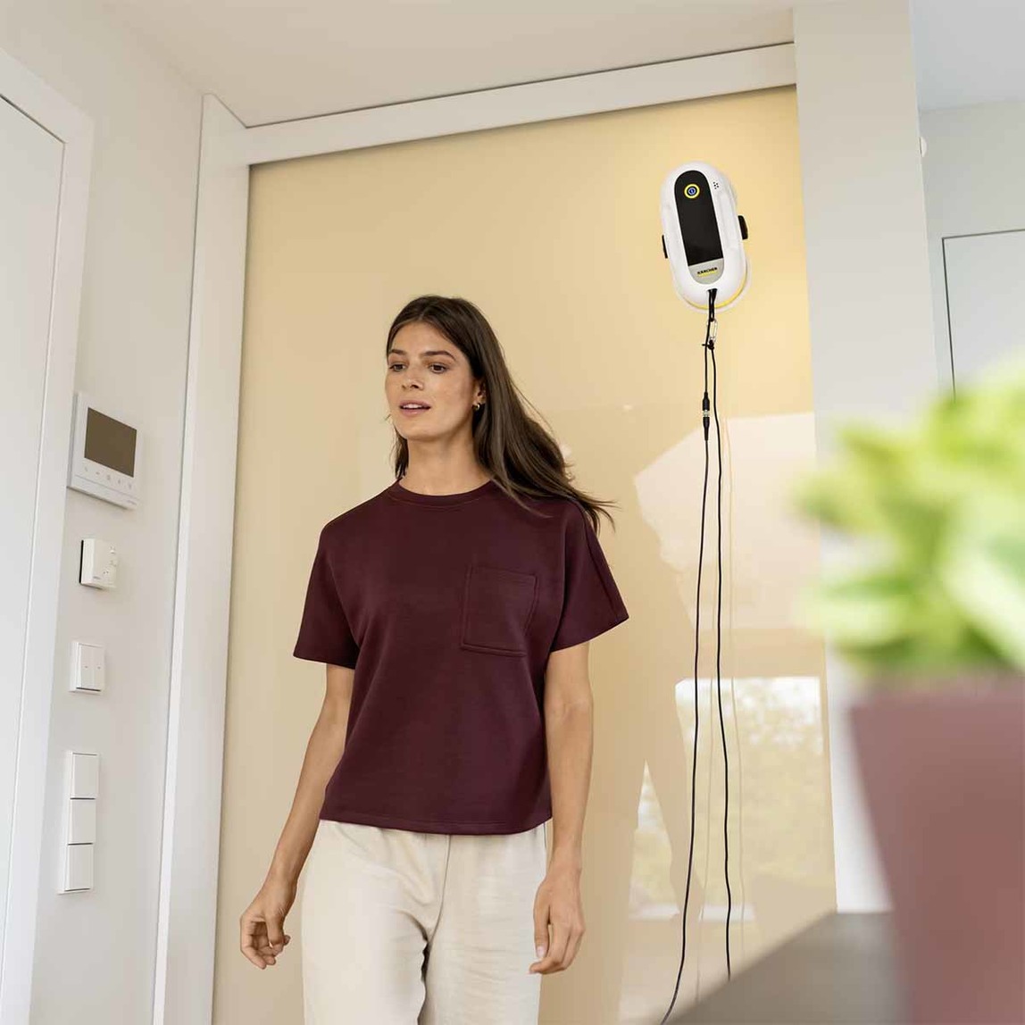    Karcher RCW 2 Cam Temizleme Robotu 