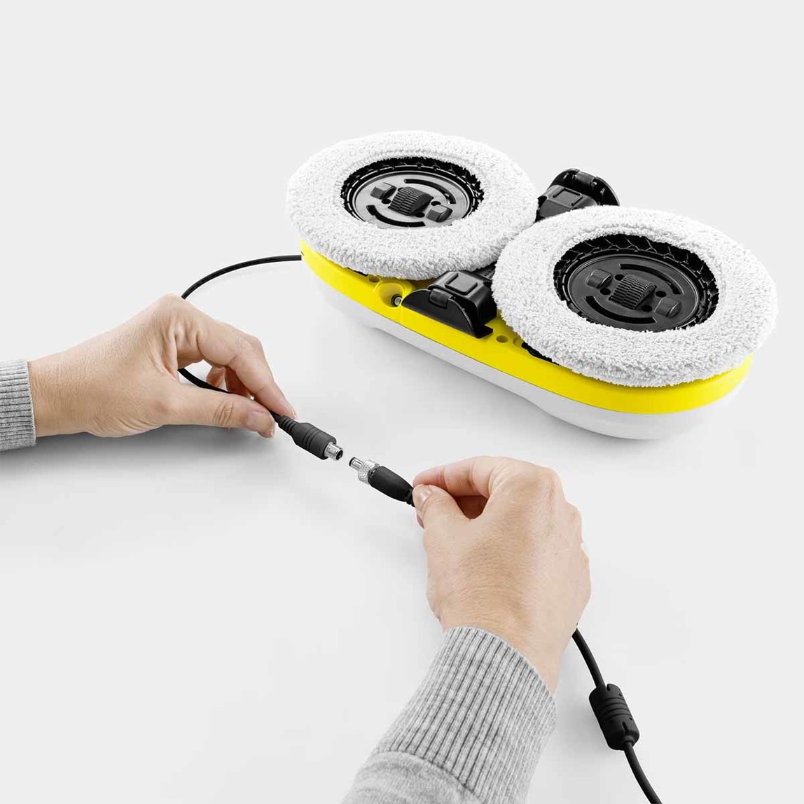    Karcher RCW 2 Cam Temizleme Robotu 