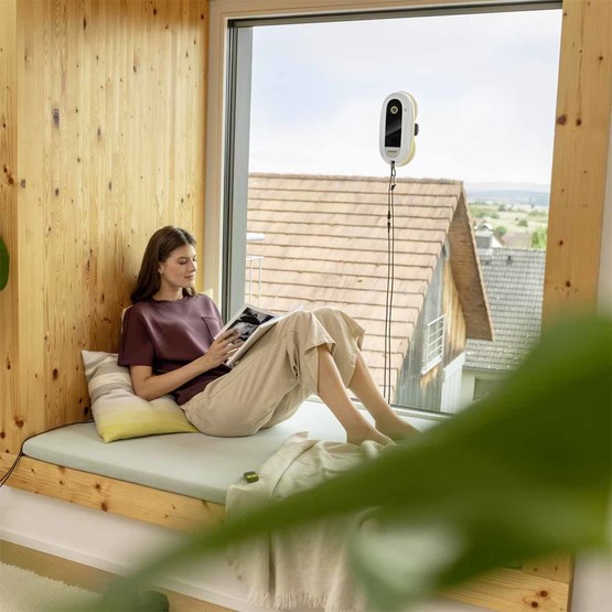 Karcher RCW 2 Cam Temizleme Robotu